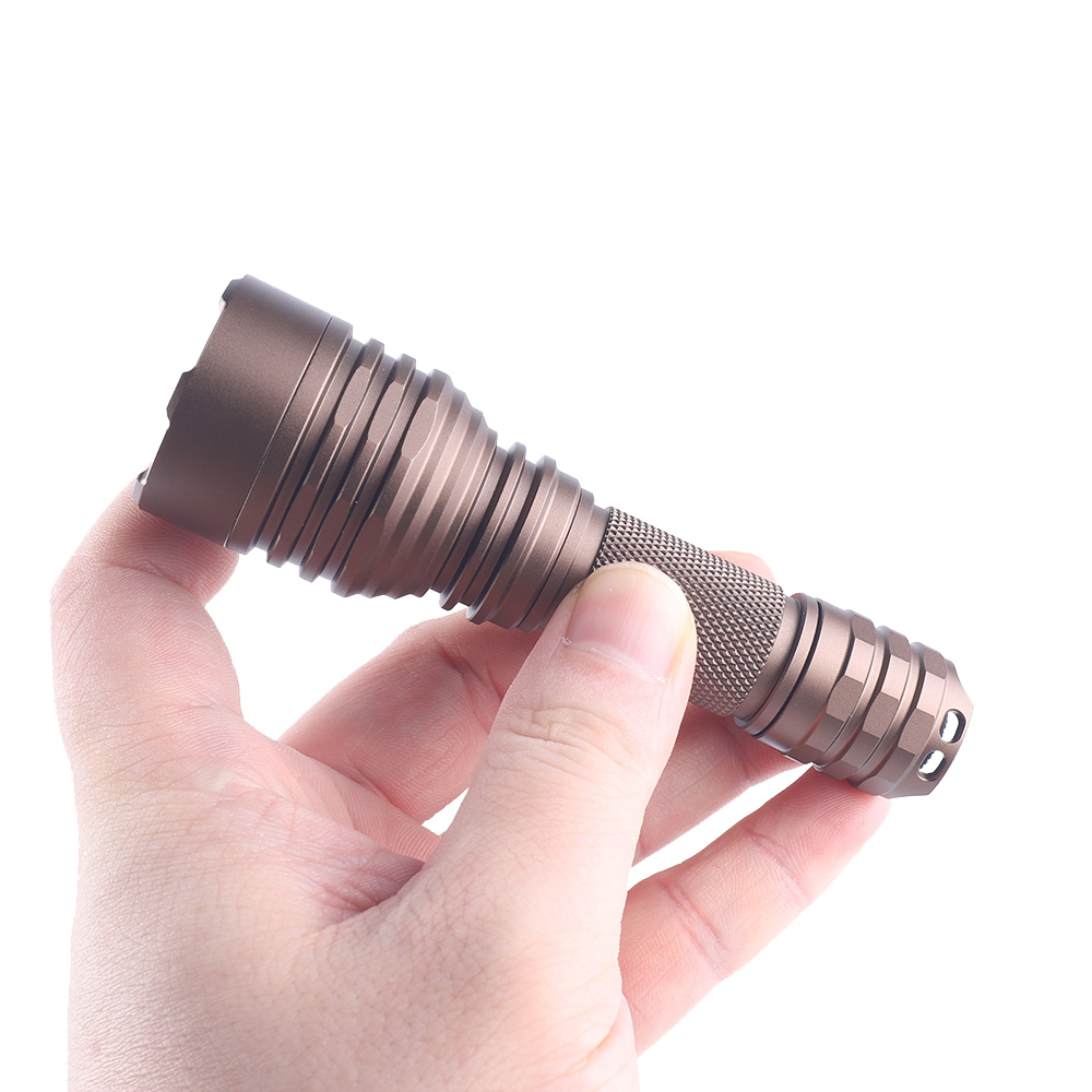 Convoy flashlight T8 with SFT- - Outdoor Lighting Not Working のレビューと価格