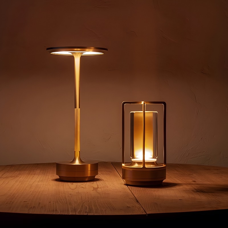 Aluminium Tricolor Desk Lamp R - Outdoor Lighting Restaurant のレビューと価格